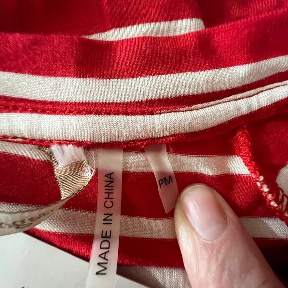 Soft Surroundings Red Stripe Cold Shoulder Tee Shirt PM New - Picture 6 of 10